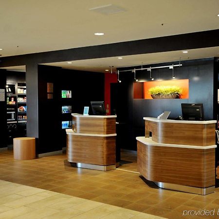 Courtyard By Marriott Dallas-Fort Worth/Bedford Εξωτερικό φωτογραφία