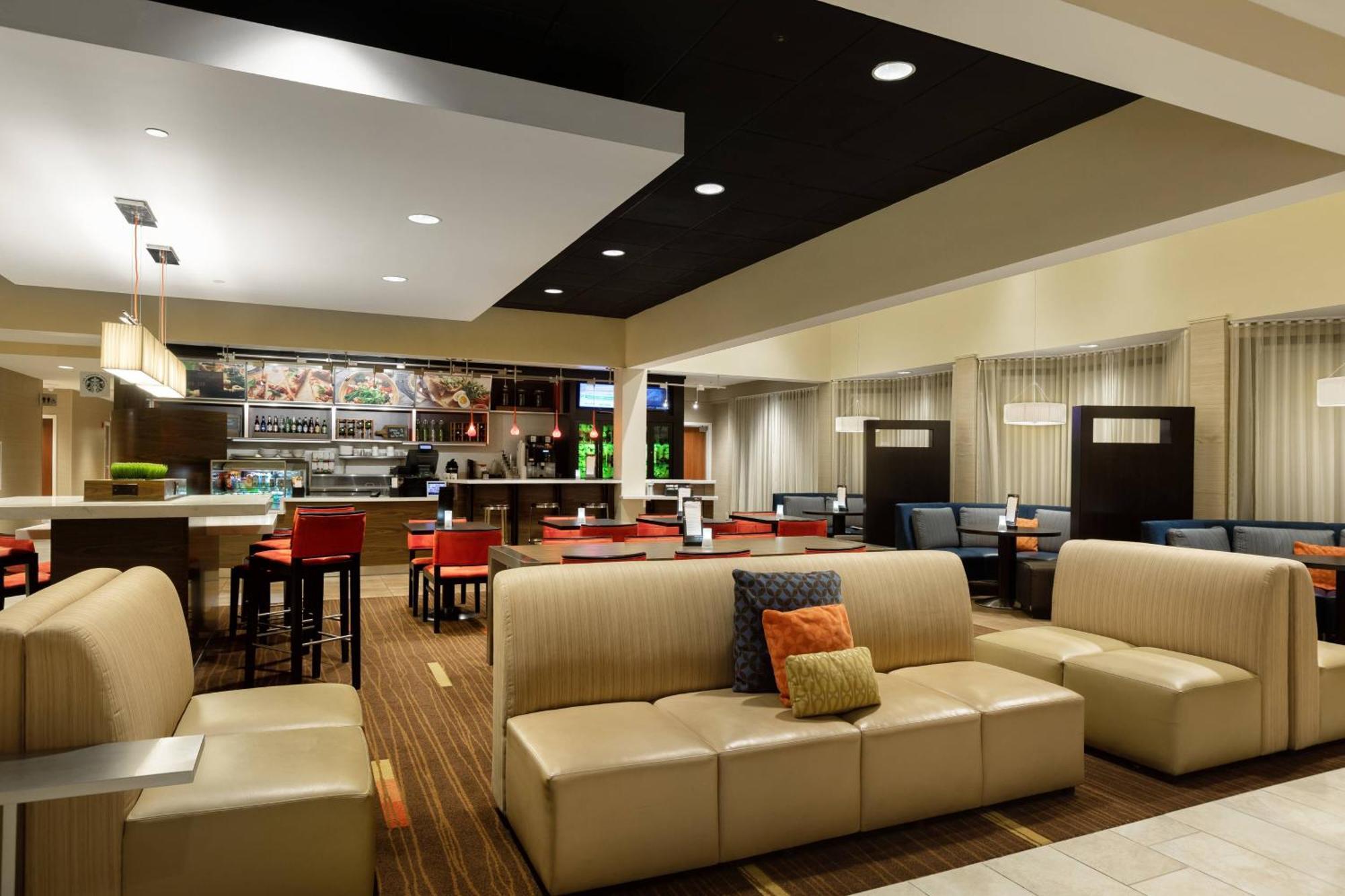 Courtyard By Marriott Dallas-Fort Worth/Bedford Εξωτερικό φωτογραφία