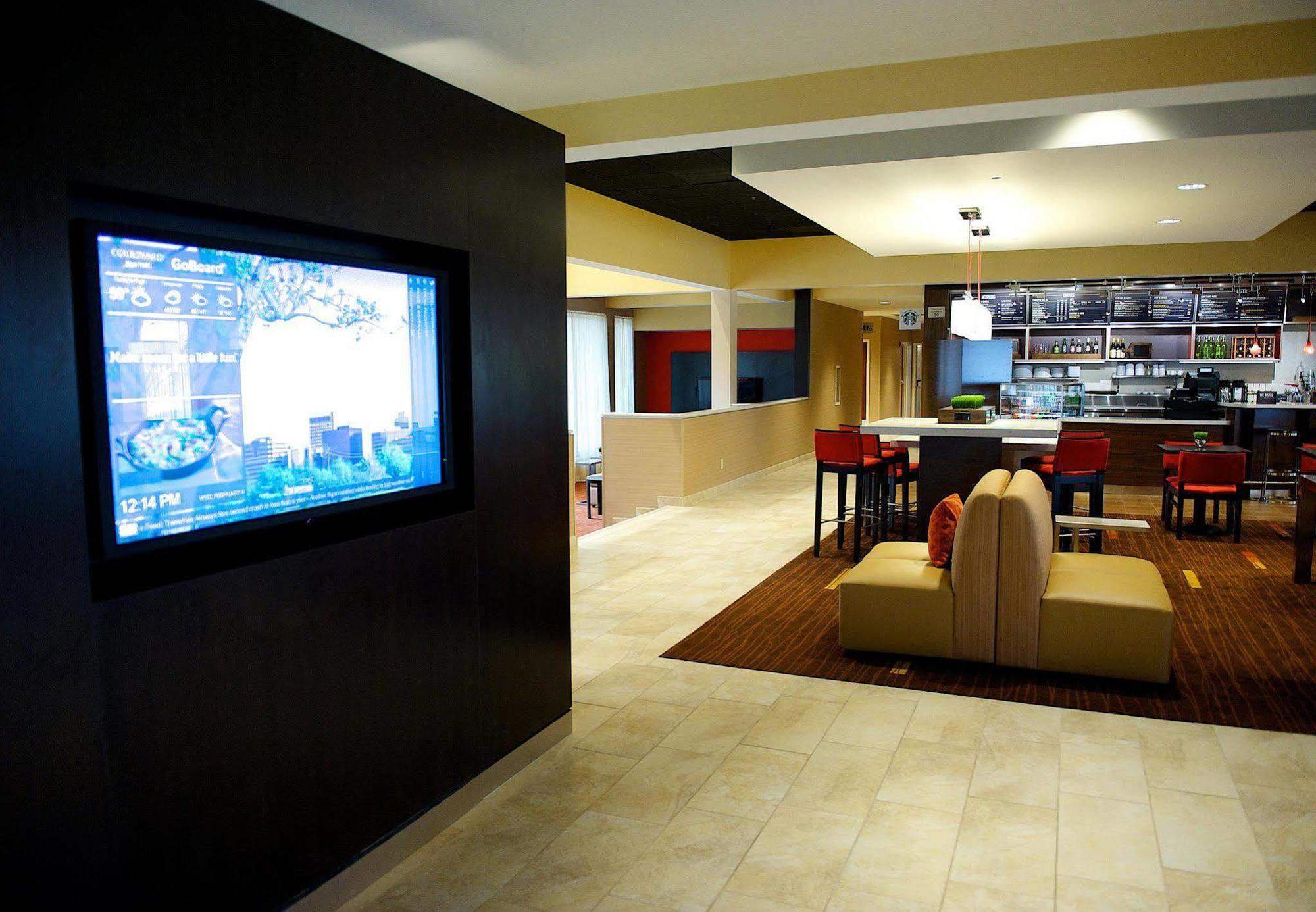 Courtyard By Marriott Dallas-Fort Worth/Bedford Εξωτερικό φωτογραφία