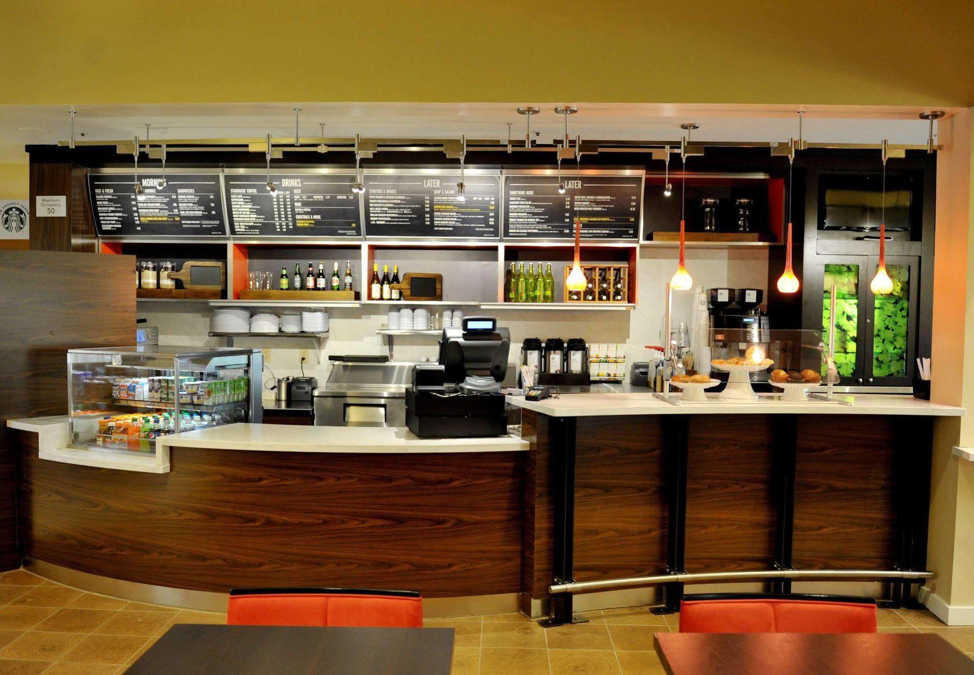 Courtyard By Marriott Dallas-Fort Worth/Bedford Εξωτερικό φωτογραφία